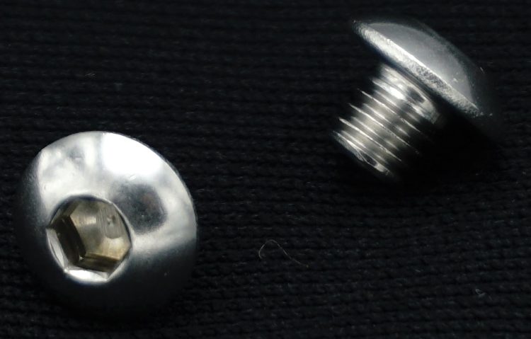2011 grip screws